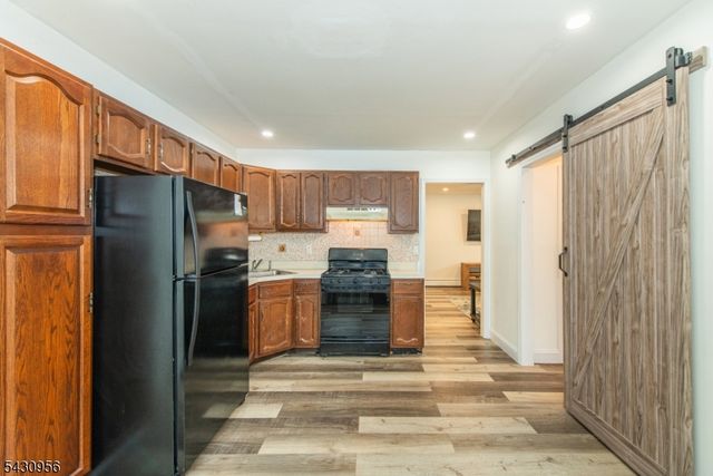 409 N 15Th St, Kenilworth Boro, NJ 07033