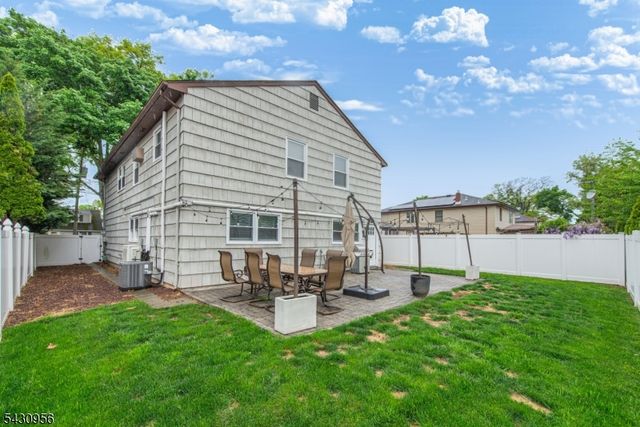 409 N 15Th St, Kenilworth Boro, NJ 07033