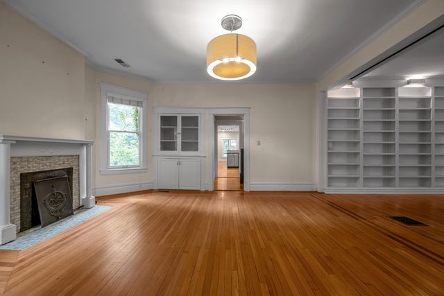 337 Transylvania Park, Lexington, KY 40508