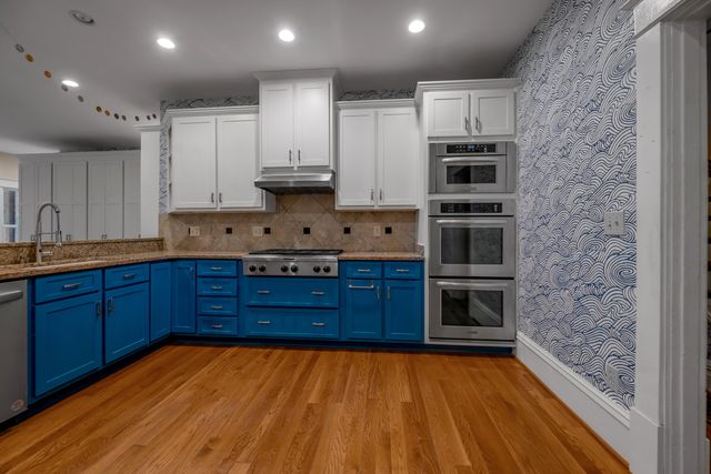 337 Transylvania Park, Lexington, KY 40508