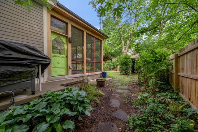 337 Transylvania Park, Lexington, KY 40508