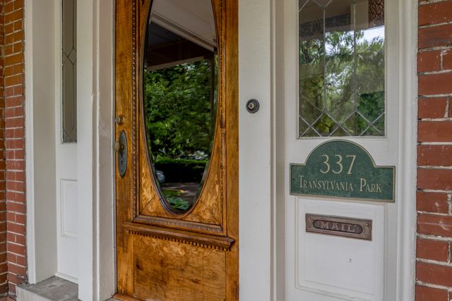 337 Transylvania Park, Lexington, KY 40508
