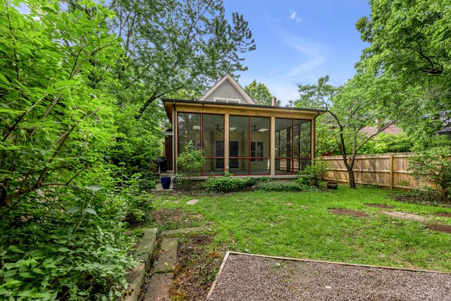 337 Transylvania Park, Lexington, KY 40508