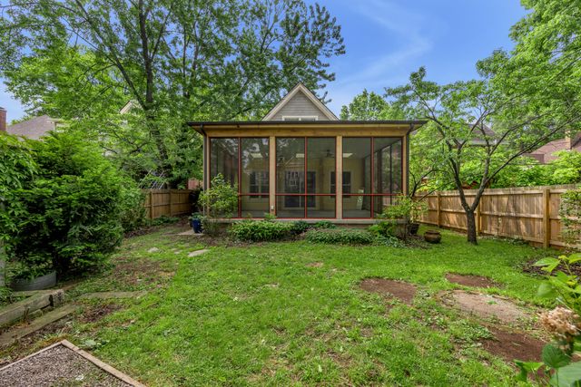 337 Transylvania Park, Lexington, KY 40508