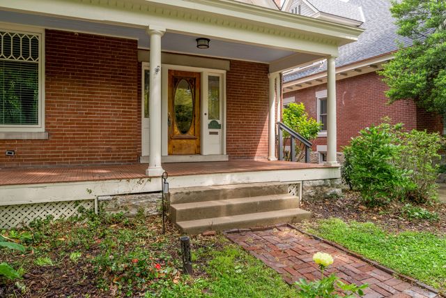 337 Transylvania Park, Lexington, KY 40508