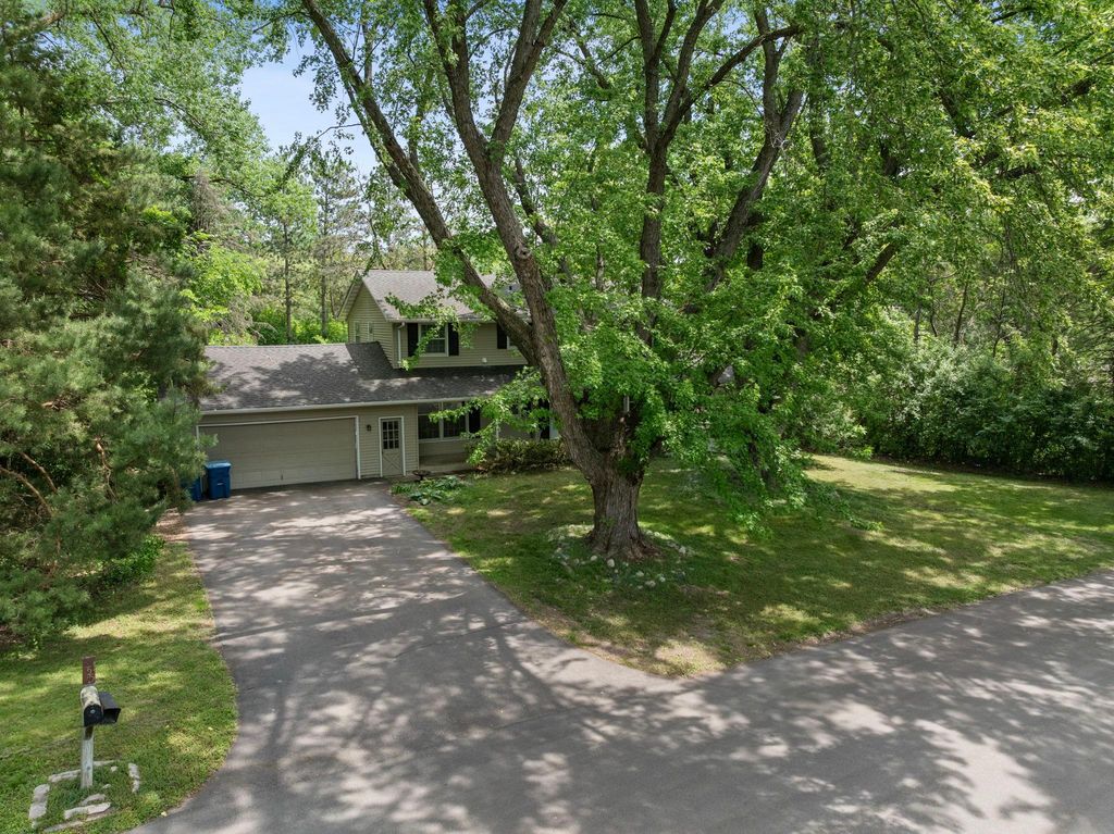 355 Margaret Circle, Wayzata, MN 55391 — photo 5