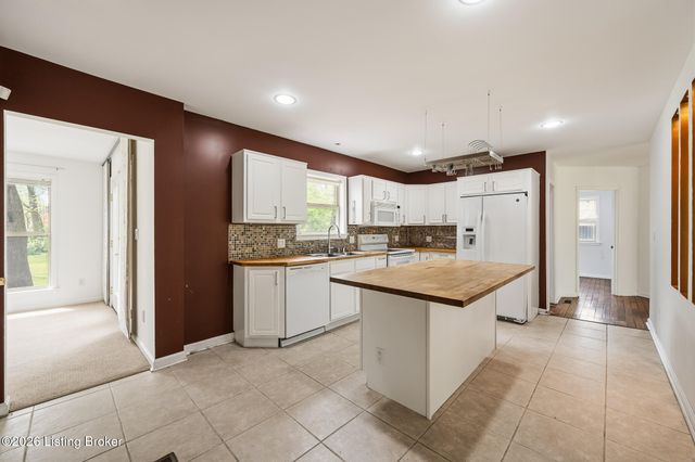 414 Wood Rd, Louisville, KY 40222