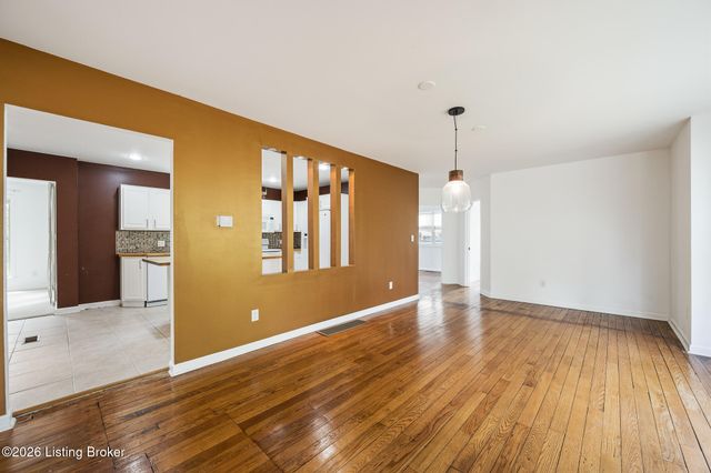 414 Wood Rd, Louisville, KY 40222