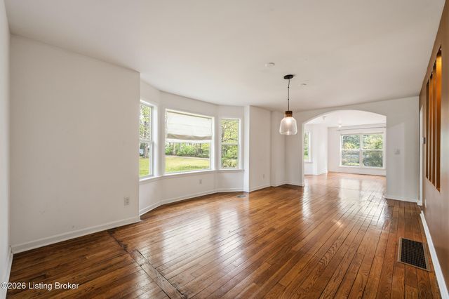 414 Wood Rd, Louisville, KY 40222