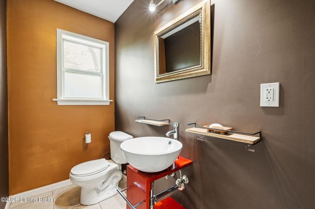 414 Wood Rd, Louisville, KY 40222