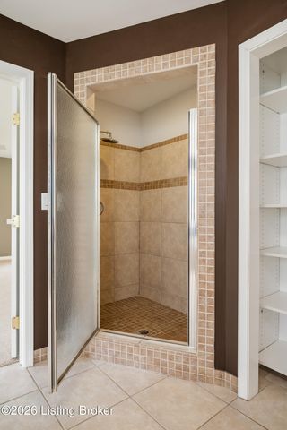 414 Wood Rd, Louisville, KY 40222