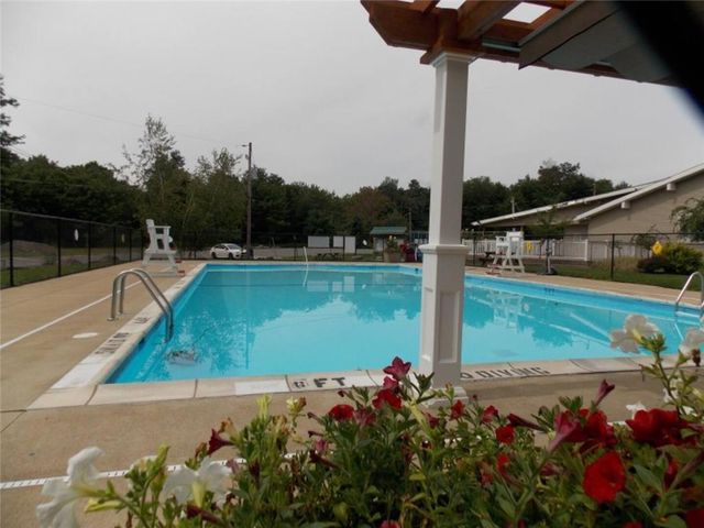 5205 Sundew Terrace, Coolbaugh Twp, PA 18466