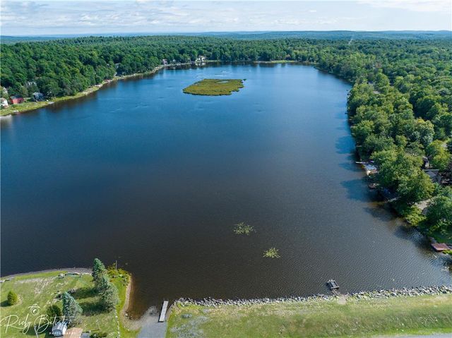 5205 Sundew Terrace, Coolbaugh Twp, PA 18466