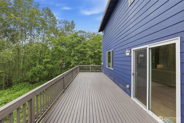 252 245th Place NE, Sammamish, WA 98074