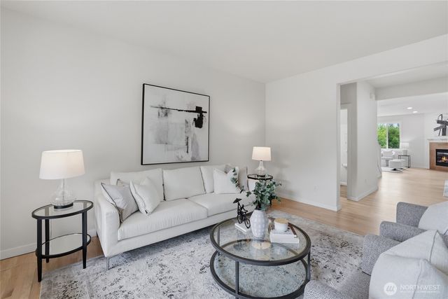 252 245th Place NE, Sammamish, WA 98074