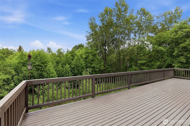 252 245th Place NE, Sammamish, WA 98074