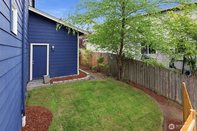 252 245th Place NE, Sammamish, WA 98074
