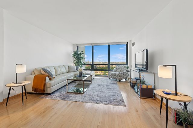 1636 N WELLS Street 3008, Chicago, IL 60614