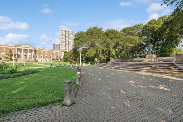 1636 N WELLS Street 3008, Chicago, IL 60614