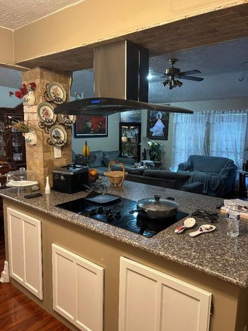 2707 Crested Butte Court, Houston, TX 77067