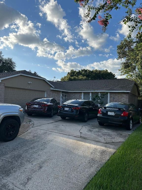 2707 Crested Butte Court, Houston, TX 77067