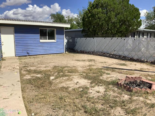 550 N BOWIE Avenue, Willcox, AZ 85643