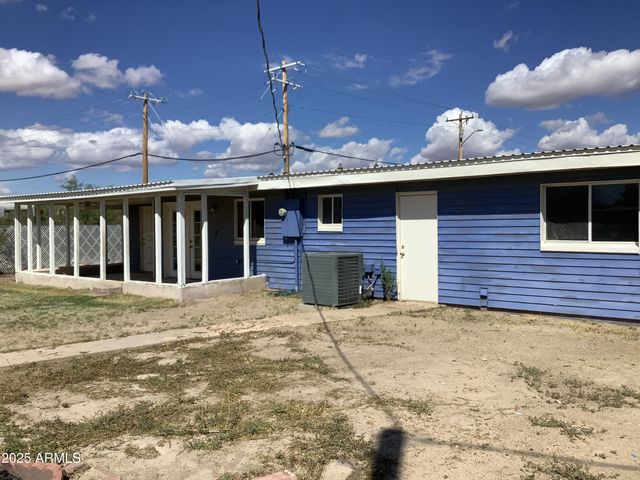 550 N BOWIE Avenue, Willcox, AZ 85643