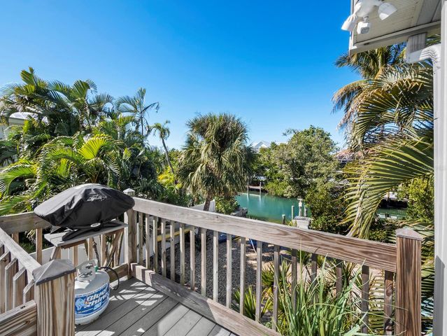 601 NORTON STREET, Longboat Key, FL 34228