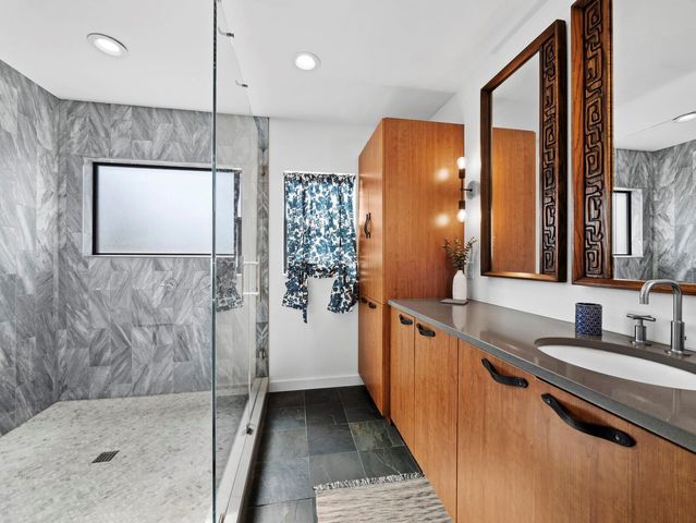 601 NORTON STREET, Longboat Key, FL 34228