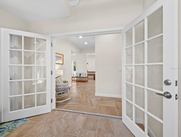 601 NORTON STREET, Longboat Key, FL 34228