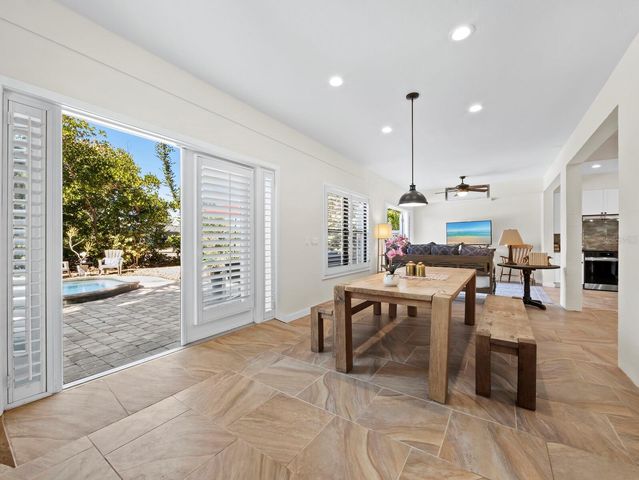 601 NORTON STREET, Longboat Key, FL 34228