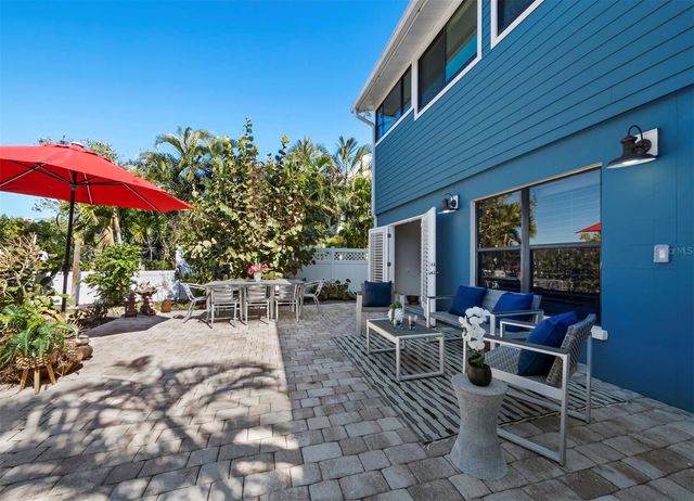 601 NORTON STREET, Longboat Key, FL 34228