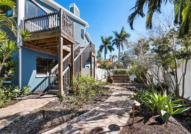 601 NORTON STREET, Longboat Key, FL 34228