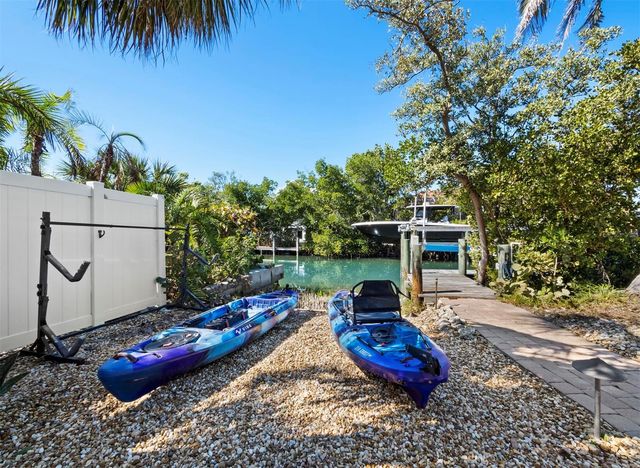 601 NORTON STREET, Longboat Key, FL 34228