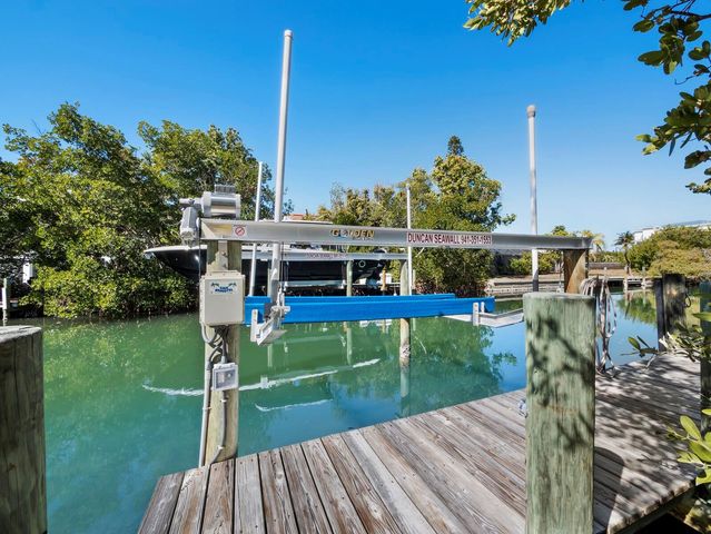 601 NORTON STREET, Longboat Key, FL 34228