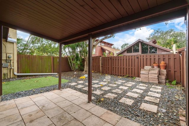 6111 NW 32nd Terrace 6111, Fort Lauderdale, FL 33309