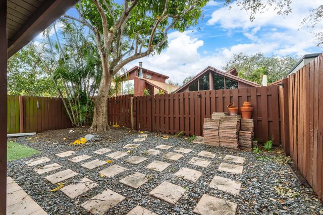 6111 NW 32nd Terrace 6111, Fort Lauderdale, FL 33309