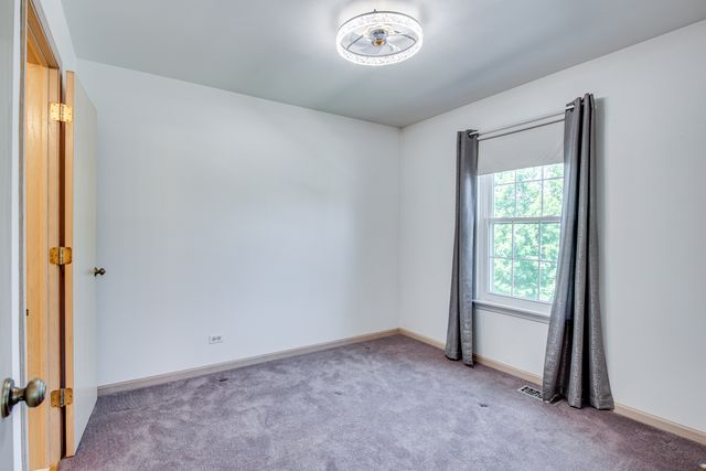 1216 Arapaho Court 1216, Naperville, IL 60540