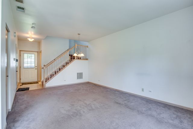1216 Arapaho Court 1216, Naperville, IL 60540