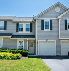 1216 Arapaho Court 1216, Naperville, IL 60540