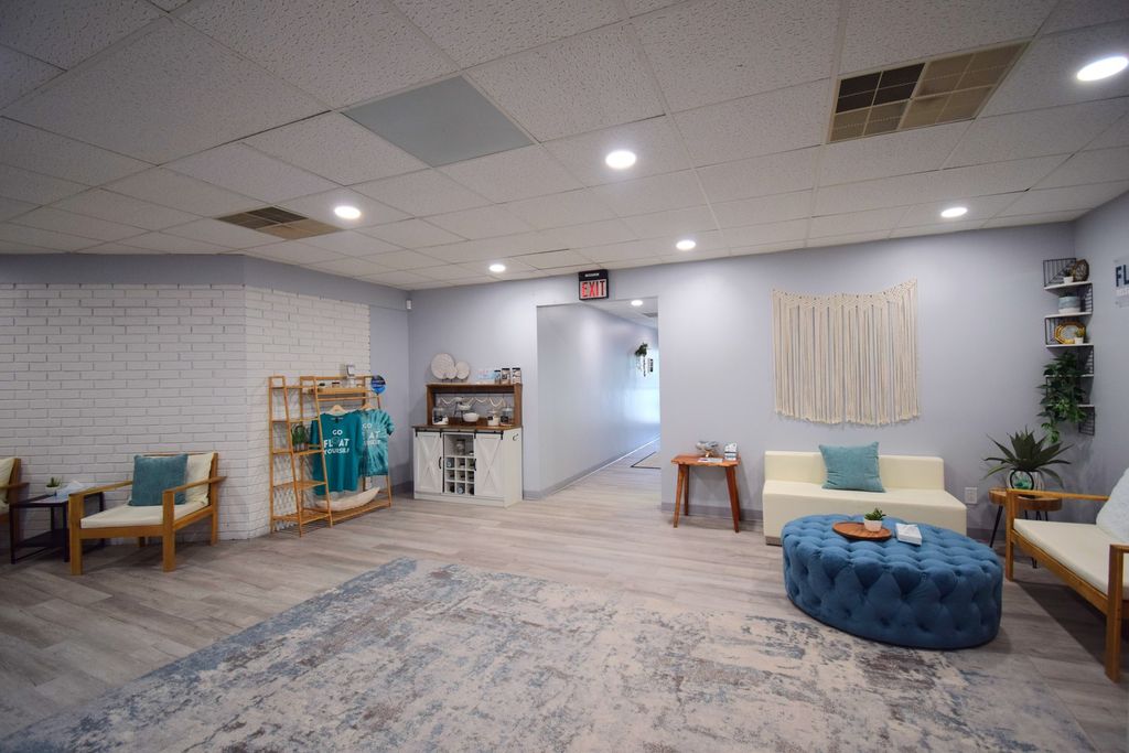 Image 17 of property listing at 1708 Jefferson Avenue, Mt Vernon, IL 62864