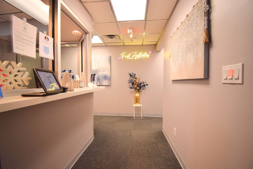 Image 45 of property listing at 1708 Jefferson Avenue, Mt Vernon, IL 62864