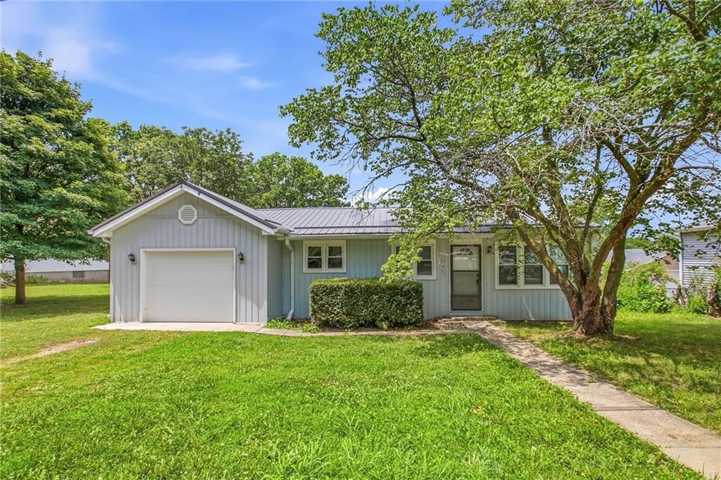 614 Wellington Street, Richmond, MO 64085