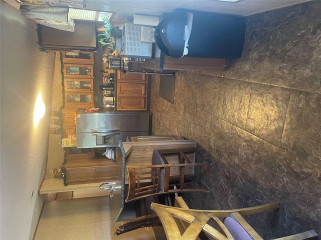 106 Brown Pelican DR, Del Valle, TX 78617
