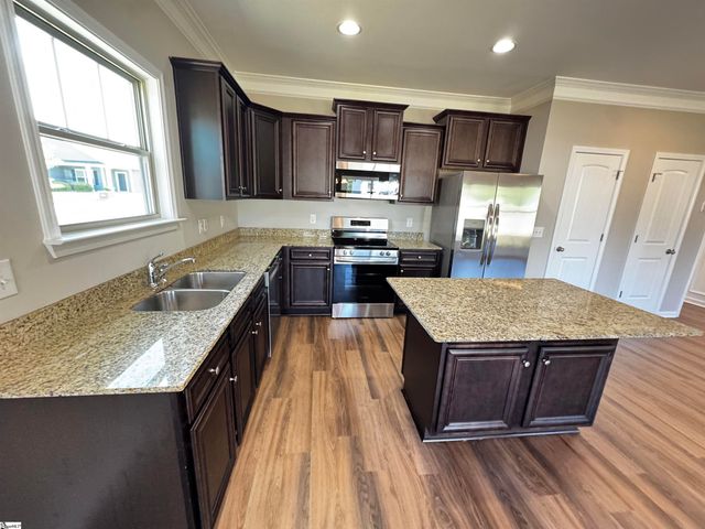 117 Mitford Road, Fountain Inn, SC 29644