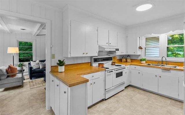 5901 Firewood Trail, Greensboro, NC 27410