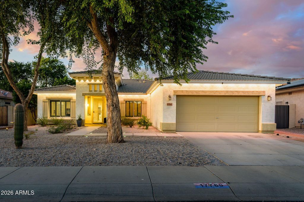 17760 W IVY Lane, Surprise, AZ 85388 — photo 2
