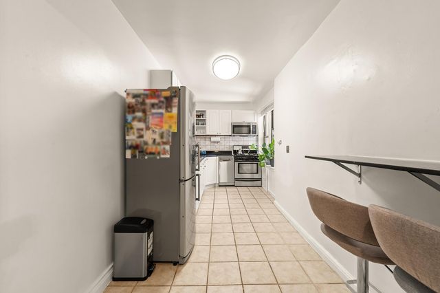 3720 87th St Apt 2G, New York City, NY 11372