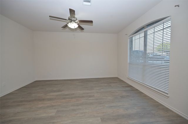808 Bahar Court, Arlington, TX 76010