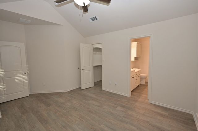 808 Bahar Court, Arlington, TX 76010